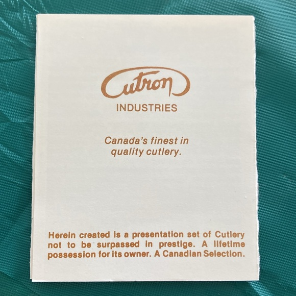 Boxed set of Solid Stag Horn Handles w’ Stainless Steel Handles. - Picture 2 of 2